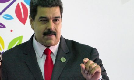 Venezuela drängt Nachbarstaaten, den Petro zu akzeptieren