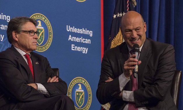 Ex-Goldman-Sachs-Präsident Cohn glaubt an globale Kryptowährung, nicht an Bitcoin