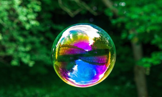 Bitcoin: Studie der Warwick Business School sieht Parallelen zur Dotcom-Blase