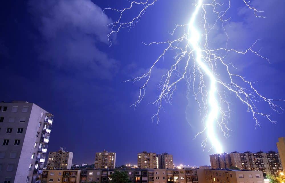 Ein Gewitter erschüttert die Erde: Der Lightning Hackday und das COMIT Network