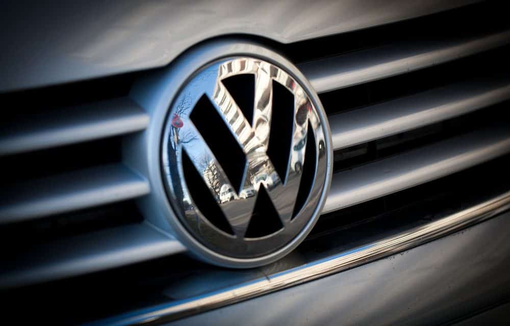 „Entwicklung mit Hochdruck“ – Volkswagen bekräftigt Blockchain-Engagement