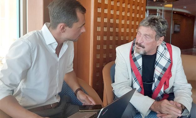 BTC-ECHO im Gespräch mit John McAfee: „Bitcoin wird explodieren“