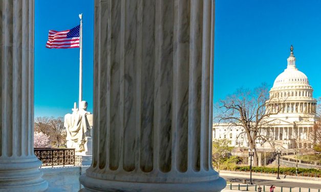 Regulierungs-ECHO KW 38: Der Hammer fällt in Übersee