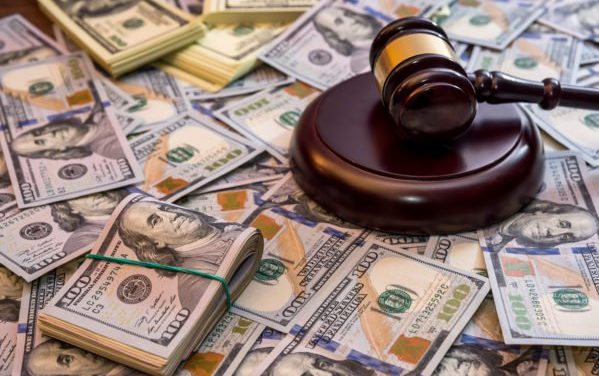 AriseCoin: Bitcoin-Scam-Betreiber zahlen Strafe in Millionenhöhe