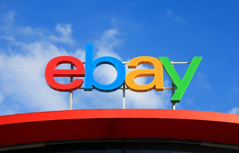 Auf eBay mit Kryptowährungen bezahlen? Werbebanner legt Akzeptanz von Bitcoin & Co. nahe