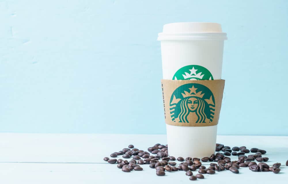 So klappt die Adaption: Bei Starbucks und Whole Foods kann man jetzt mit Bitcoin bezahlen