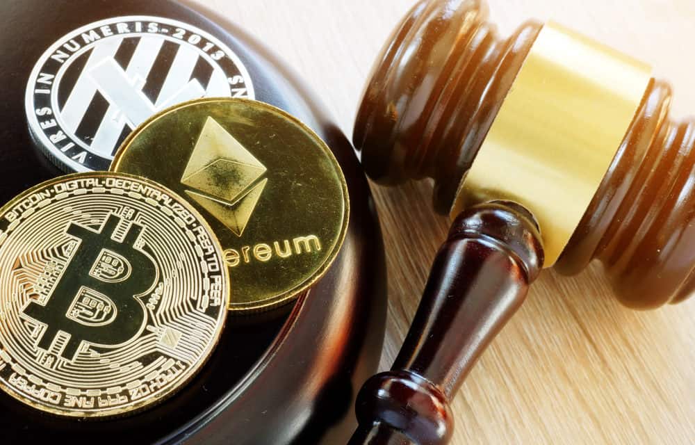 Das Regulierungs-ECHO – USA will Bitcoin-Steuersündern an den Kragen