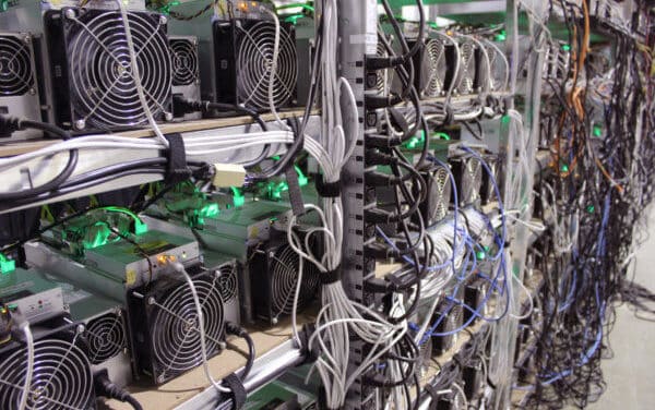 Bitcoin Mining: Chinesische Polizei konfisziert knapp 7.000 Mining-Geräte