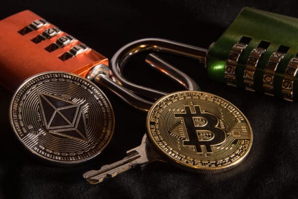 Krypto-Sicherheit: Kraken Security Labs demonstriert Sicherheitslücke in Trezor Wallets