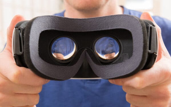 Homeoffice: Wie Virtual Reality und Blockchain von der Corona-Quarantäne profitieren