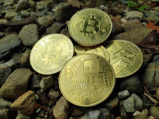Indien: Bitcoin-Betrügerin aufgeflogen