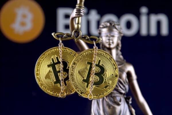 Regulierungs-ECHO: Bitcoin-Betrug, Helikoptergeld und CBDC