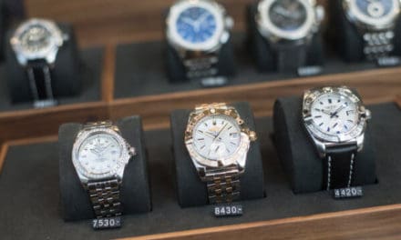 Adaption: Breitling tickt jetzt auf der Blockchain