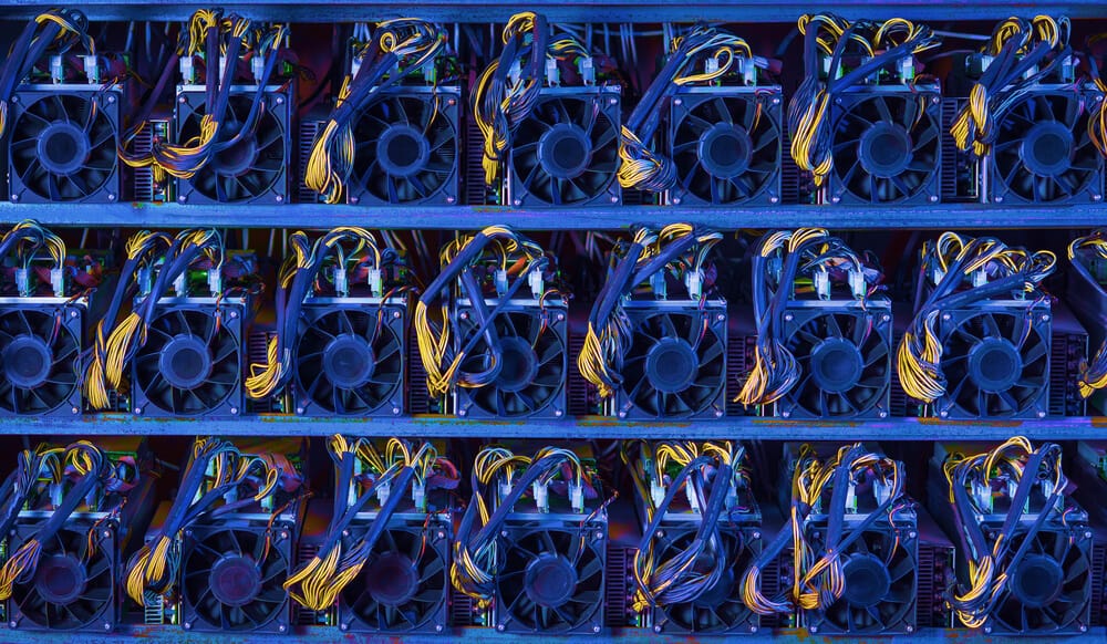 Erstes Hybrid-Kraftwerk schließt Bitcoin Mining Deal ab
