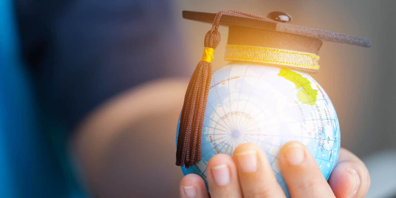 Bildungslücke Blockchain: Australische Universität und IBM kooperieren