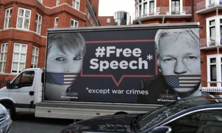 Mundschutz mit BTC kaufen: WikiLeaks-Shop unterstützt Bitcoin Lightning