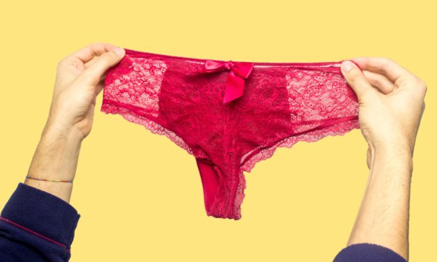 John McAfee angeblich mit Tanga-Maske in Deutschland verhaftet
