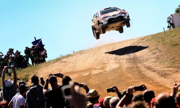 Bitcoin kämpft mit Schlüsselwiderstand, Altcoins-Rallye in vollem Gange