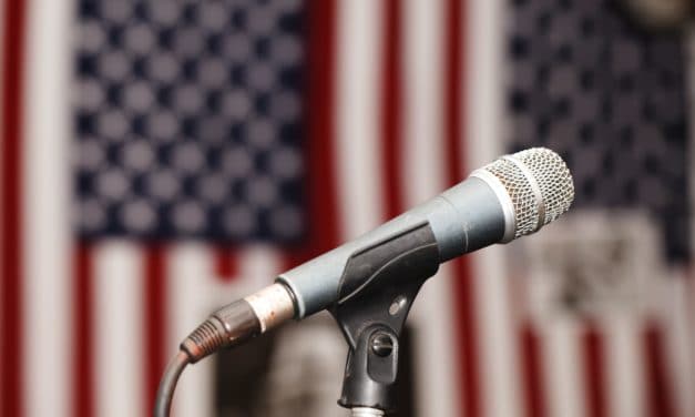 Wahlkampf: Pierce tritt mit Akon gegen Trump und Biden an
