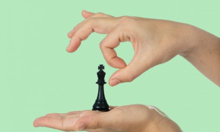 Cardano: Charles Hoskinson deutet Ablösung von Ethereum 2.0 an