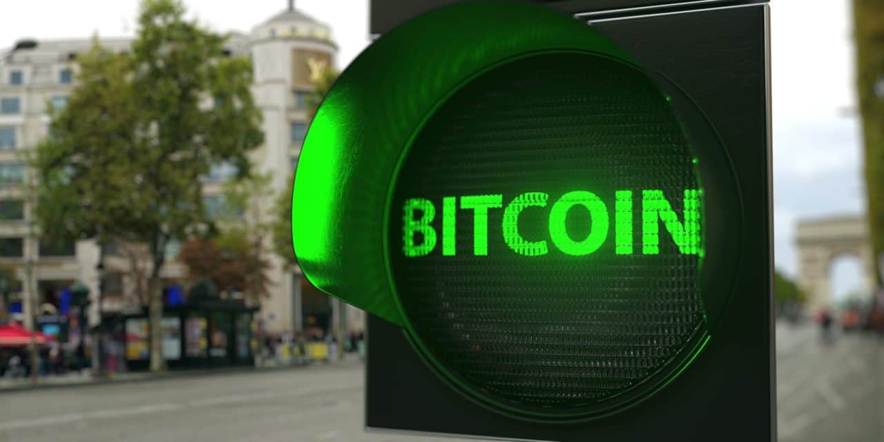 Grünes Licht für Bitcoin Rallye: BTC-Kurs zementiert neuen Boden