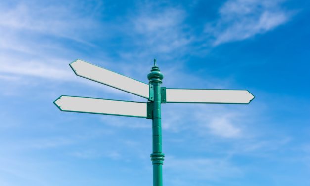 Ethereum vor Showdown, Cardano auf Richtungssuche, THETA bullish