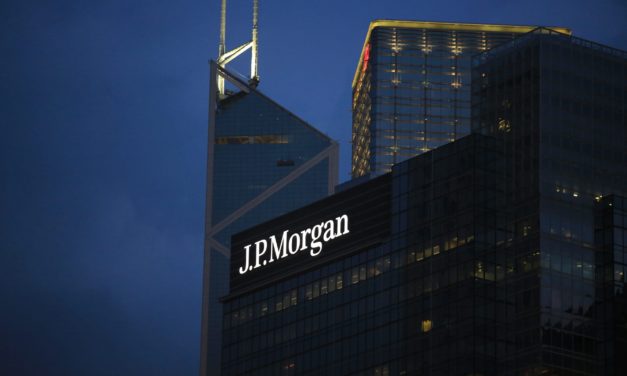 Jamie Dimon: JPMorgan CEO fühlt sich von starkem Krypto-Markt bedroht