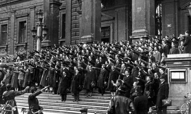 Vorzeigefrauen mit nationalsozialistischer Vergangenheit