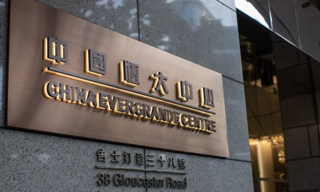 Evergrande in der Krise: Chinesischer Immobiliengigant räumt Fehlverhalten von Führungskräften ein