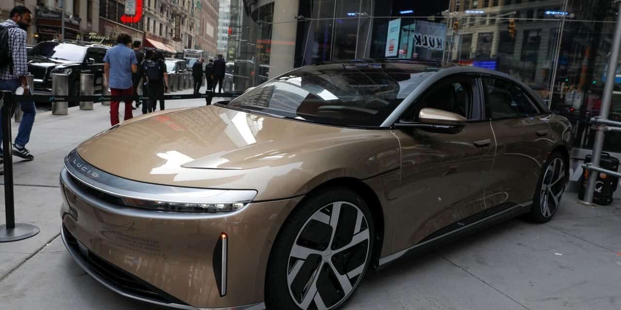 Elektroauto: Lucid hängt Tesla bei der Reichweite ab