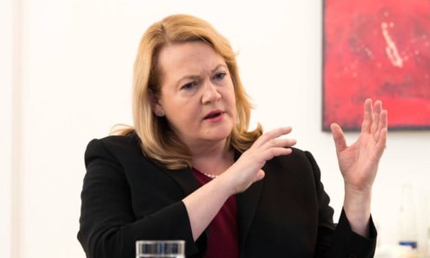 Allianz baut Vorstand um: Jacqueline Hunt scheidet aus, Sirma Boshnakova rückt in Vorstand auf