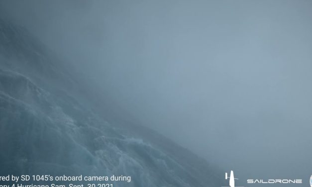 Schwimmdrohne liefert erstmals Bilder aus dem Inneren eines Hurrikans