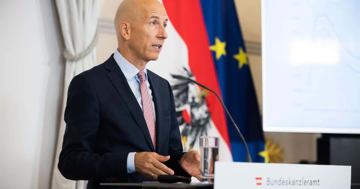 Kocher: Testverweigerung „natürlich ein Grund für eine Kündigung“