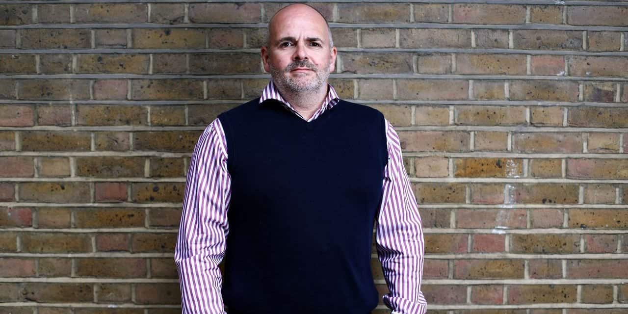 Adler Immobilien: Aktie rauscht ab, Leerverkäufer Fraser Perring behauptet Bilanzbetrug