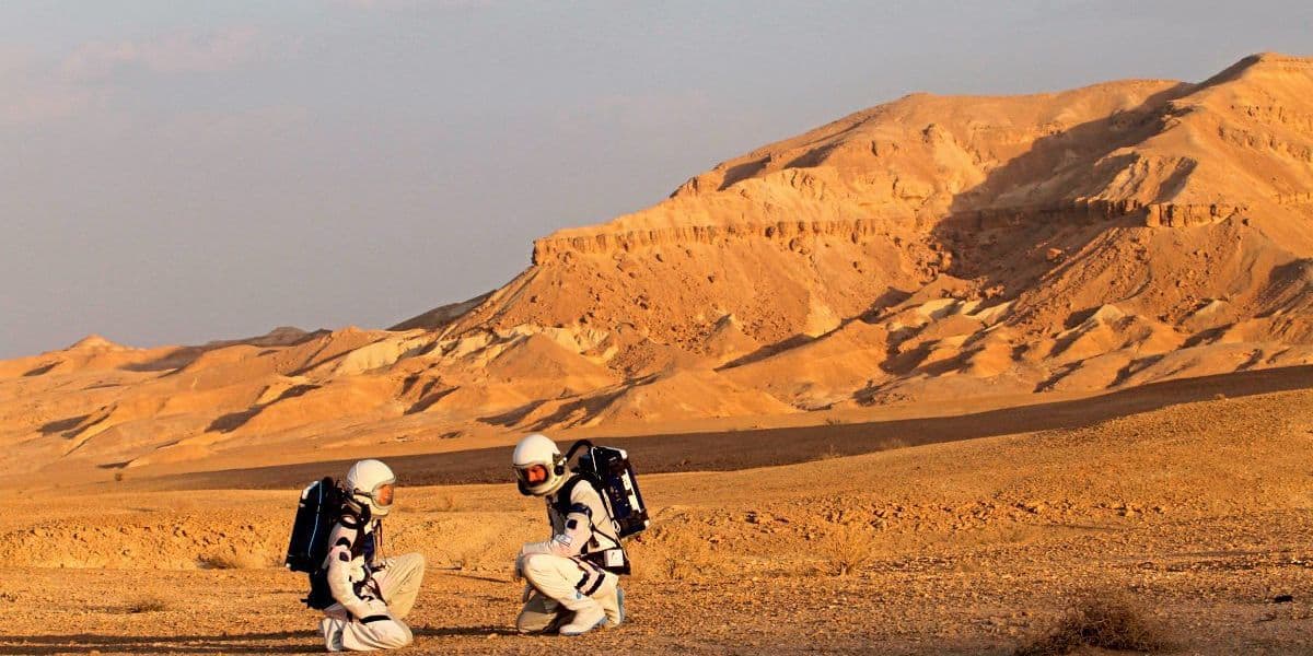 Start von Simulation einer Marsmission mit Helikopter-Tests