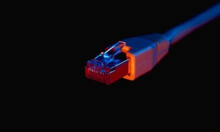 Brückenbau: LAN-Kabel als Antenne überwindet Air-Gaps