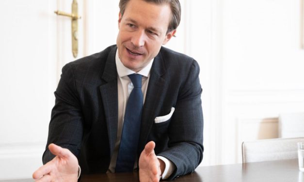Blümels Budget 2022 mit positivem Vorzeichen