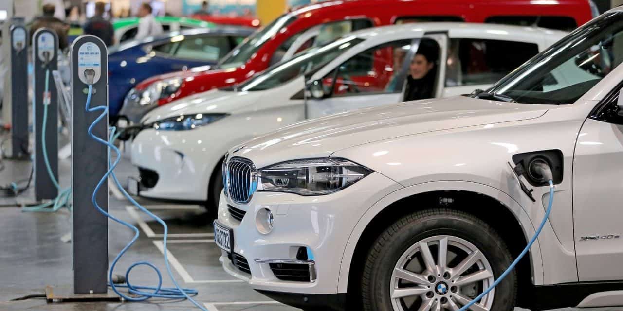 Elektroautos: Studie zeigt, wie Fahrer bei an den Ladesäulen bei den Preisen ausgenommen werden