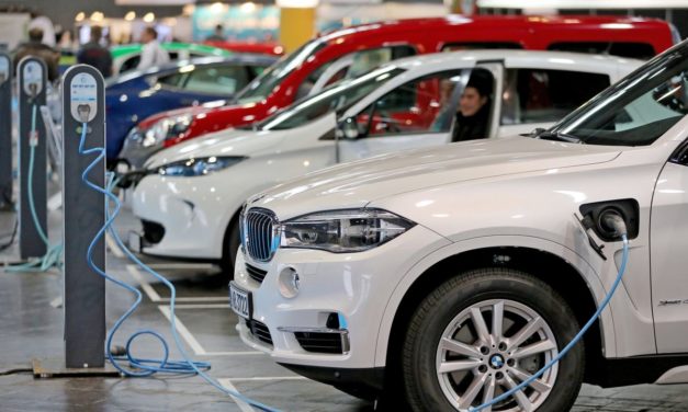 Elektroautos: Studie zeigt, wie Fahrer bei an den Ladesäulen bei den Preisen ausgenommen werden