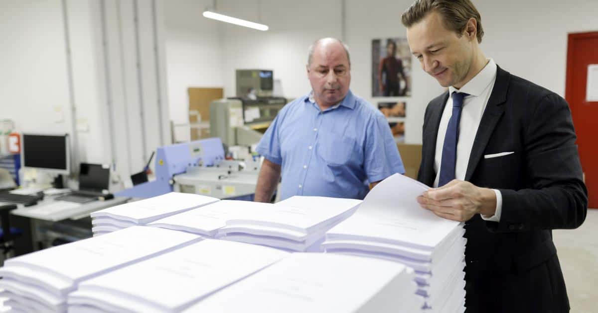 Hohes Wachstum, auslaufende Corona-Hilfen: Blümel präsentiert Budget