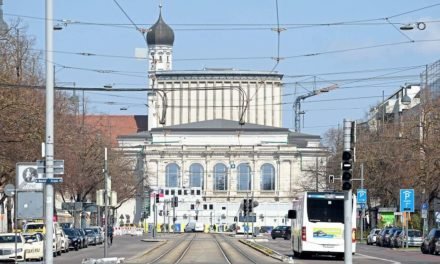 15 Kilogramm schwerer Silberschatz der Römer in Augsburg entdeckt