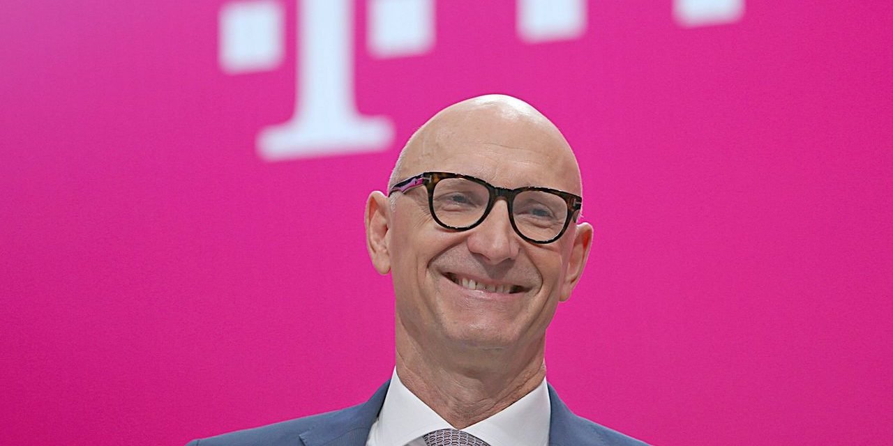 Deutsche Telekom: Telekomchef Tim Höttges zurrt Sparprogramm fest und investiert in Glasfasernetz