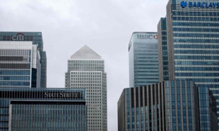 Brexit langfristig schädlicher für britische Wirtschaft als Pandemie