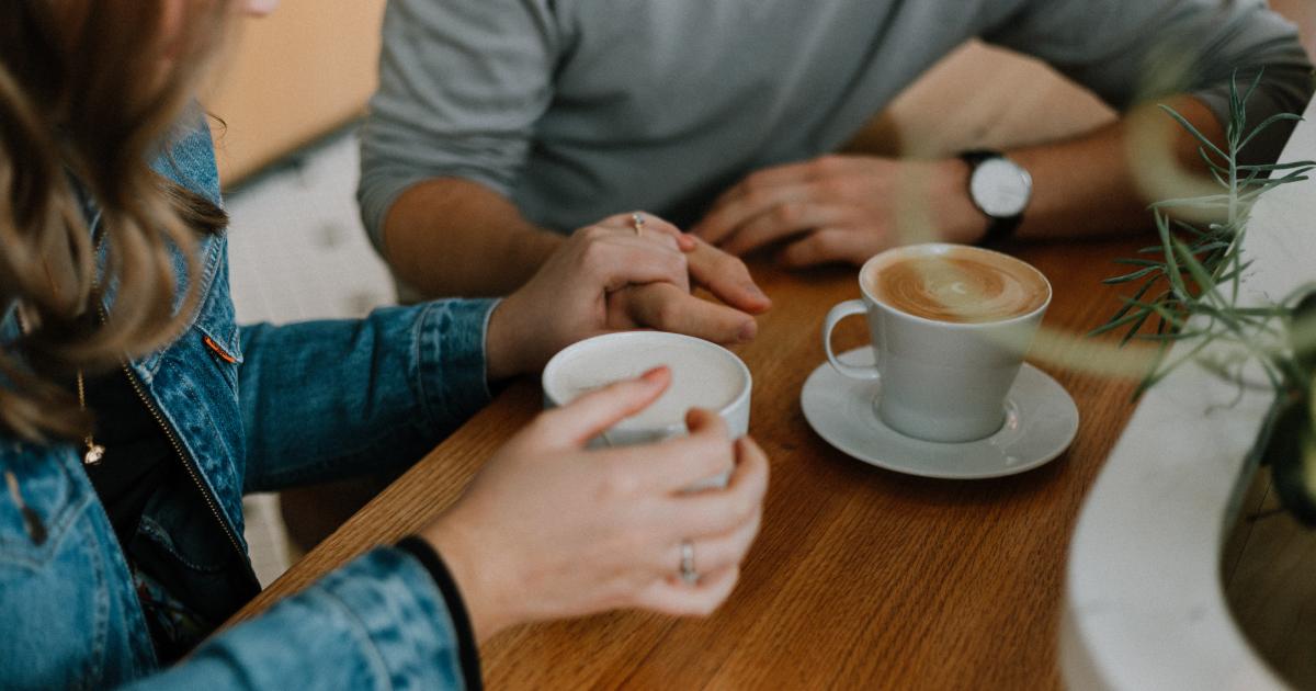 Welchen Einfluss Geld auf die Partnerwahl hat