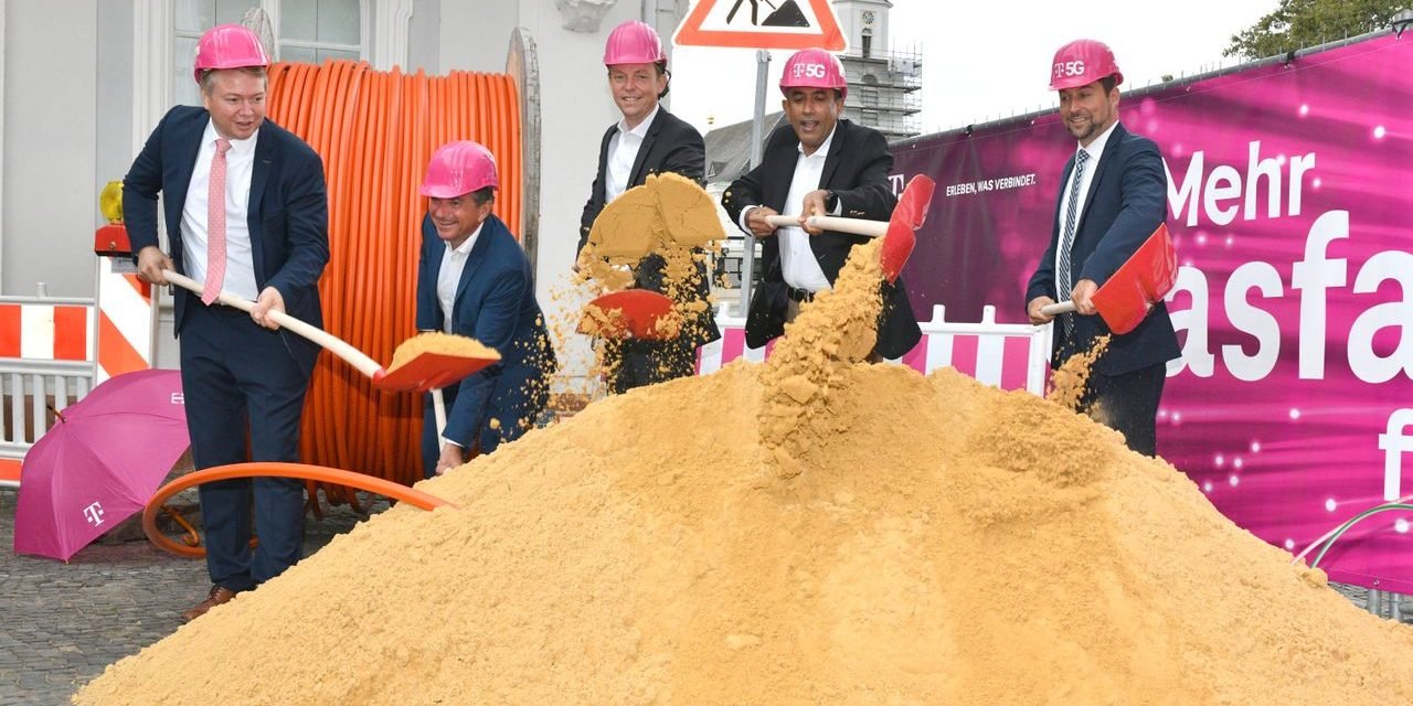 Deutsche Telekom AG steht vor Milliardendeal mit IFM: Joint Venture Glasfaser Plus
