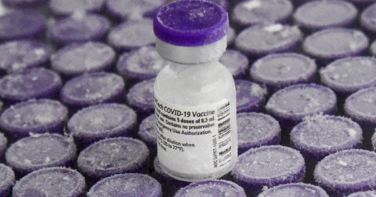 Pfizer hebt Umsatzprognose für Covid-19-Impfstoff erneut an