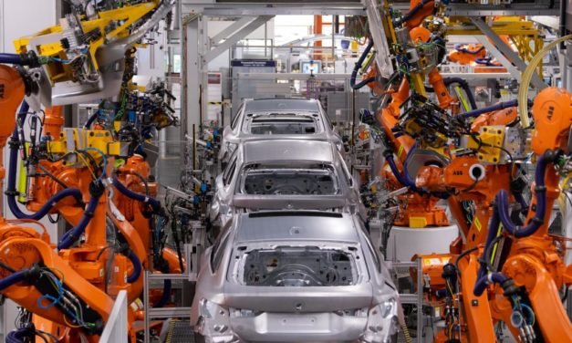 Trotz Lieferprobleme: BMW verdient wieder mehr