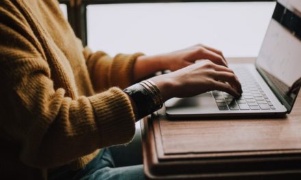 Österreicher schicken beim Onlineshopping häufig Waren retour