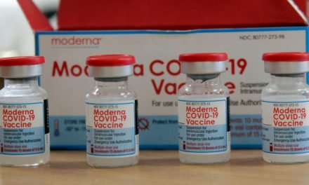 Moderna: Aktie stürzt ab, Chef des Impfstoff Herstellers Stéphane Bancel dampft Umsatzprognose ein