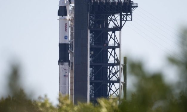 Flug zur ISS-Raumstation per Space X ein weiteres Mal verschoben